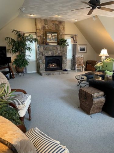 18 Cortland Dr, Salem, NH 03079-4006