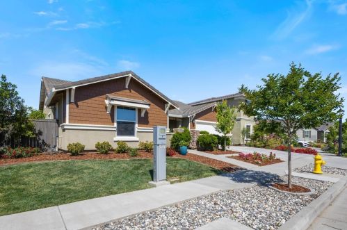 2010 Celebration Way, Woodland, CA 95776-5306