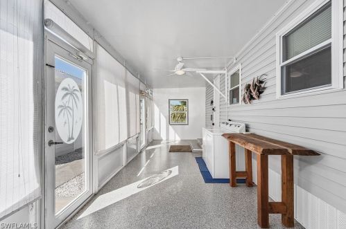 4794 Sandpiper Dr, Saint James City FL  33956-2833 exterior