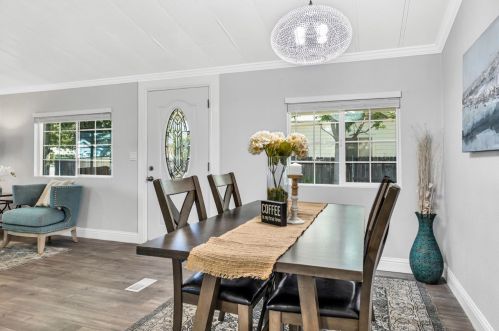 9644 Kent St, Elk Grove CA  95624-2436 exterior