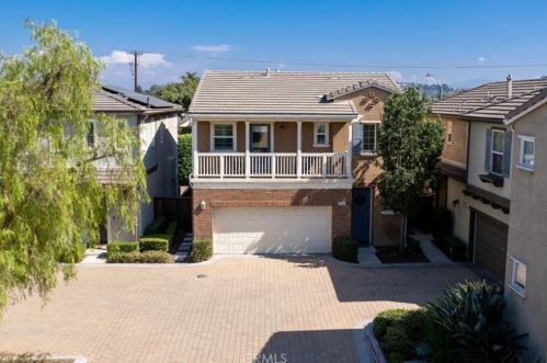 205 Sparkleberry Ave, Orange CA  92865-5012 exterior