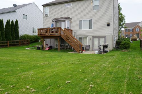 6282 Hobbitsrun Ln, Florence, KY 41042-8136