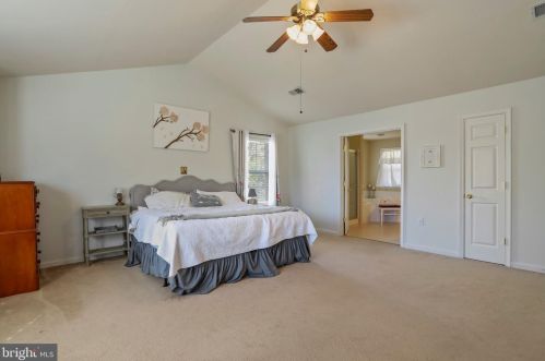 436 Spyglass Hill Dr, Charles Town WV  25414-4053 exterior