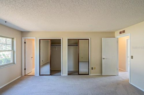 2049 El Campo Ave, Deltona FL  32725-3204 exterior