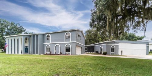 8545 Cessna Dr, New Port Richey, FL 34654-5205