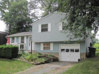 2191 Kilbourne Ave, Columbus, OH 43229-5315