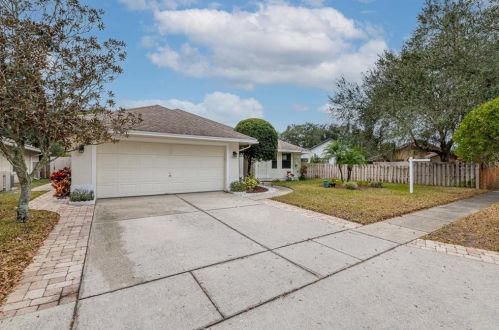 10472 Cresto Delsol Cir, Orlando, FL 32817-3393