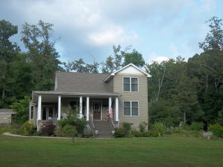860 Swan Bay Dr, Buchanan, TN 38222-4271