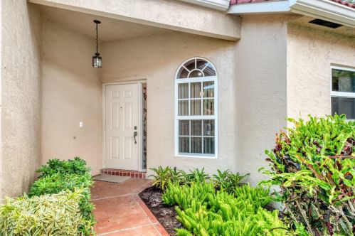 1711 Wood Fern Dr, Boynton Beach, FL 33436-6654