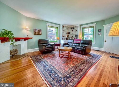 718 Columbia Ave, Lansdale PA 19446-3311 exterior