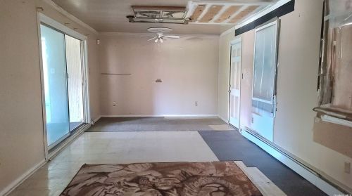 926 Sterling Pl, Babylon NY  11704-1616 exterior