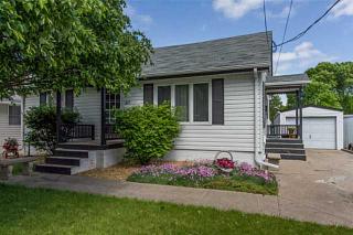 217 Des Moines St, Ankeny, IA 50023-2605