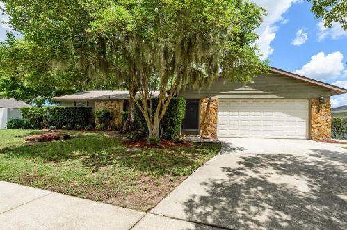 8119 Cameron Cay Ct, New Port Richey, FL 34653-1513
