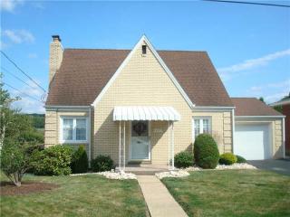 425 Hamel Ave, Greensburg, PA 15601-5701