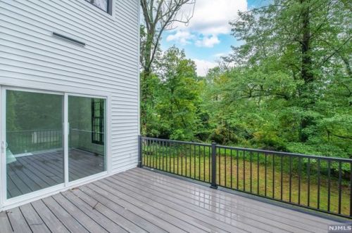 89 Taylortown Rd, Montville Township NJ  07045-9763 exterior