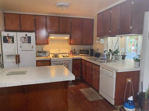 8089 Calico St, San Diego, CA 92126-3140