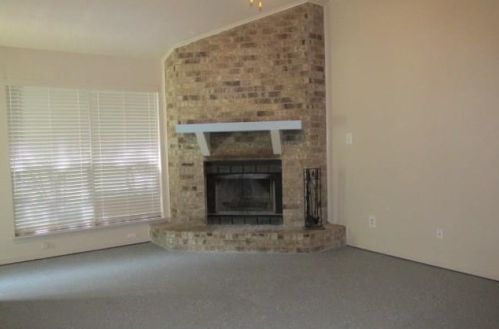21 Hartley Ln, Huntsville, TX 77320-0225