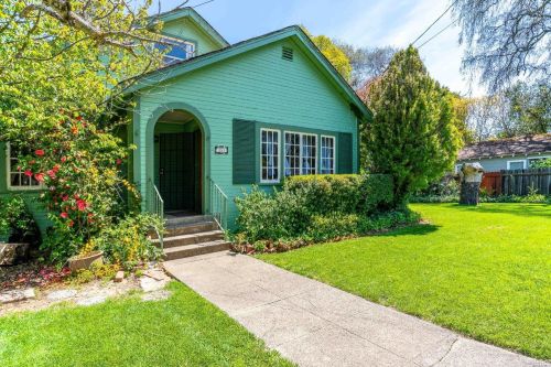 753 Oak St, Ukiah CA  95482-3901 exterior