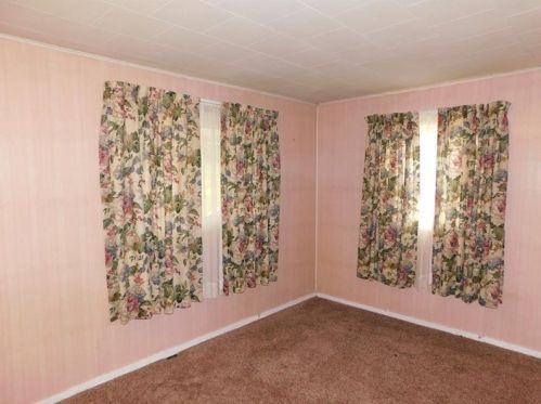 360 Everson Vly Rd, South Connellsville PA  15425-6016 exterior