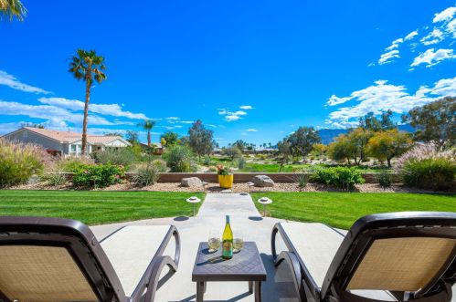 81823 Prism Dr, La Quinta CA  92253-7722 exterior