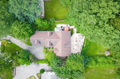 184 Wayne Ave, Airmont, NY 10901-4411