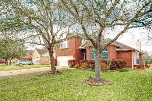 3123 Cedar Hollow Dr, Pearland, TX 77584-8127