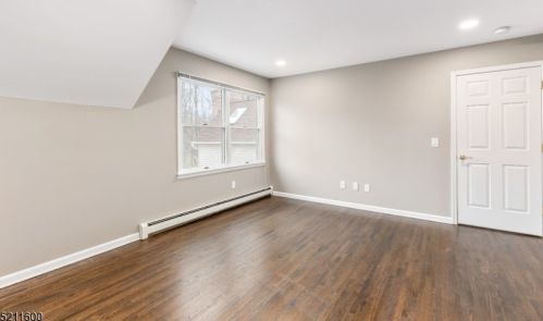 9 Natale Dr, Sparta NJ  07871-3032 exterior