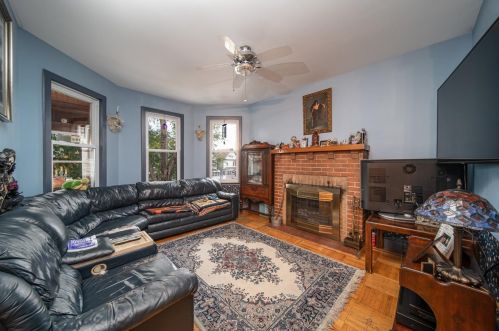 1121 Avenue C, Bayonne, NJ 07002-3306