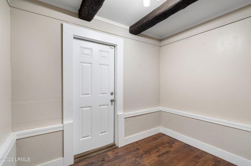 64 Cherokee Farms Rd, Beaufort SC  29906-8823 exterior