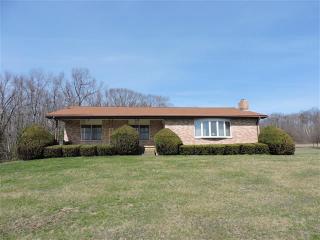 157 Waterton Hill Rd, Mocanaqua, PA 18655-2548