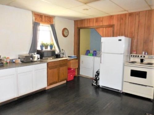 209 Spring St, Beaver Dam, WI 53916-2115