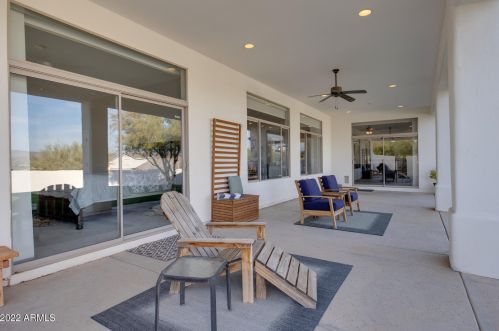 34212 10 St, Phoenix AZ 85085-9216 exterior