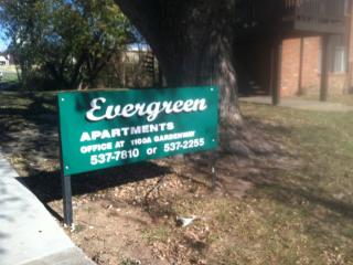 1100 Garden Way, Manhattan KS  66502-1792 exterior