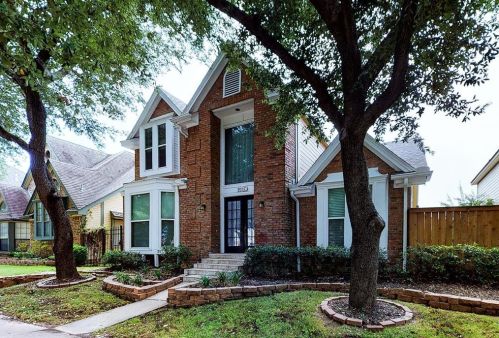 9007 Saddlehorn Dr, Irving TX  75063-4570 exterior