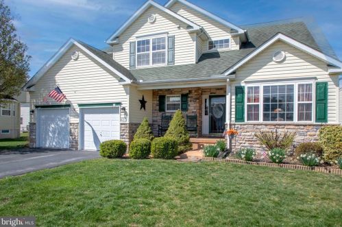 19 Meadow Lark Dr, Slaughter Beach, DE 19963-3909