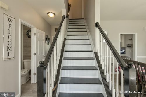 21 Trotting Way, Charles Town WV  25414-3308 exterior