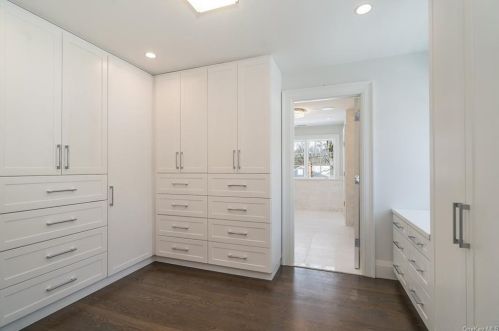 19 Rugby Rd, New Rochelle NY  10804-3924 exterior