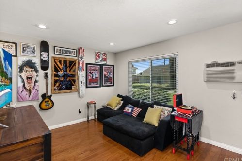 790 Micmac Dr, Placentia CA  92870-1622 exterior