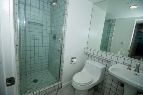 6319 Caminito Del Pastel, San Diego CA  92111-6825 exterior