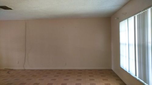 6143 Roxburg Ave, Orlando, FL 32809-4536