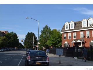 576 Prospect Ave, Bronx, NY 10455-4437