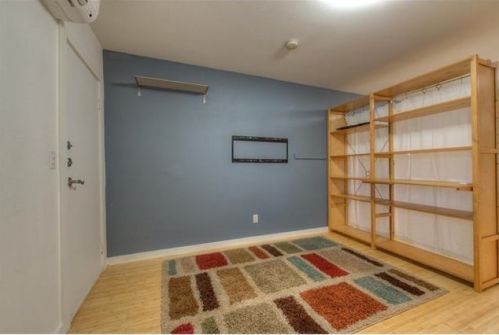 304 33rd St, Austin TX  78705-2414 exterior