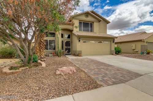 5750 Grove Cir, Mesa, AZ 85206-6734