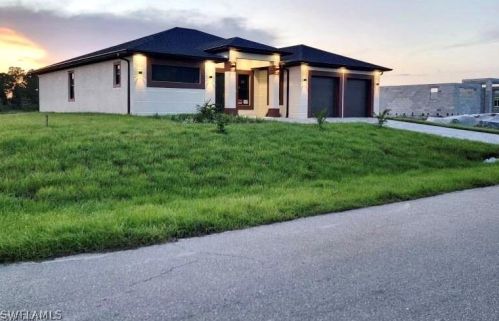 1901 Xelda Ave, Lehigh Acres, FL 33971-5628