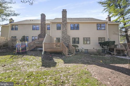 506 Sturbridge Ct, Flemington NJ  08822-2020 exterior