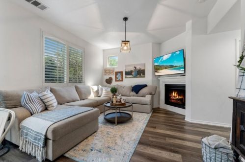 205 Sparkleberry Ave, Orange CA  92865-5012 exterior