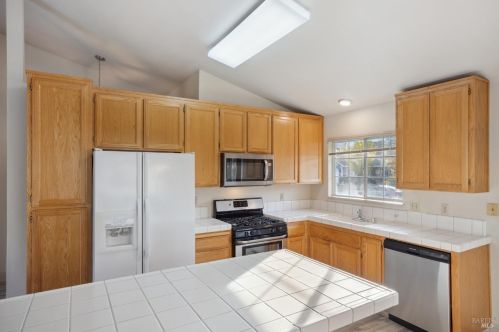 1104 Pippin Cir, Santa Rosa CA  95407-6772 exterior