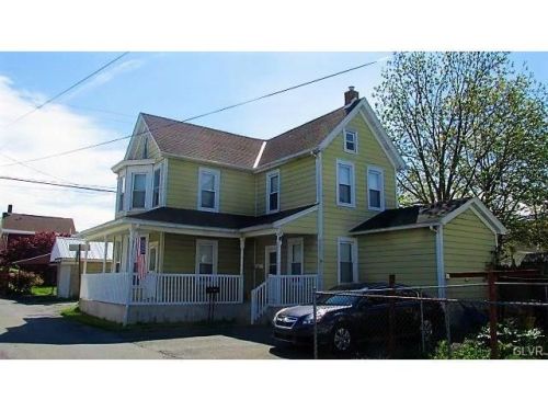 306 Center Ave, Slatington, PA 18080-1711