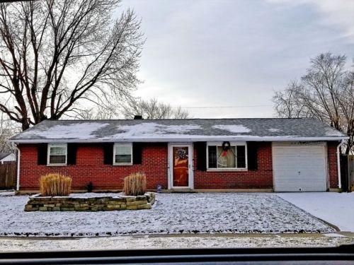 257 Foothill Dr, Brookville, OH 45309-1514