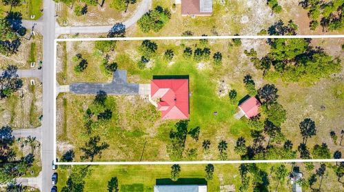 2781 8th Ave, Naples, FL 34120-5101